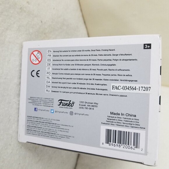 Funko Pop! Louie Duck #309, Disney vinyl figurine Ducktales green‎ sweater - Picture 5 of 6